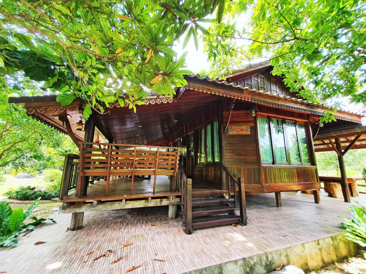 Ban Suansin Hotel พังงา ภายนอก รูปภาพ