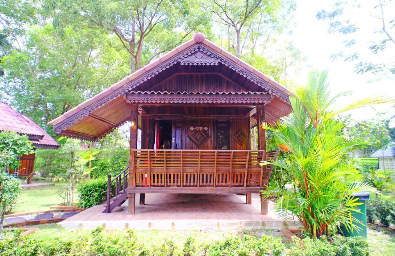 Ban Suansin Hotel พังงา ภายนอก รูปภาพ