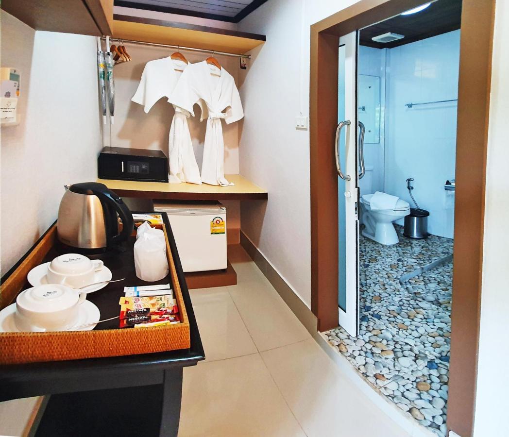 Ban Suansin Hotel พังงา ภายนอก รูปภาพ